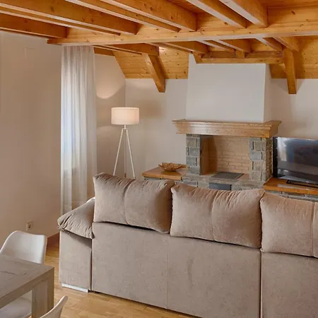 Apartment Saplan Real Estate Laujo